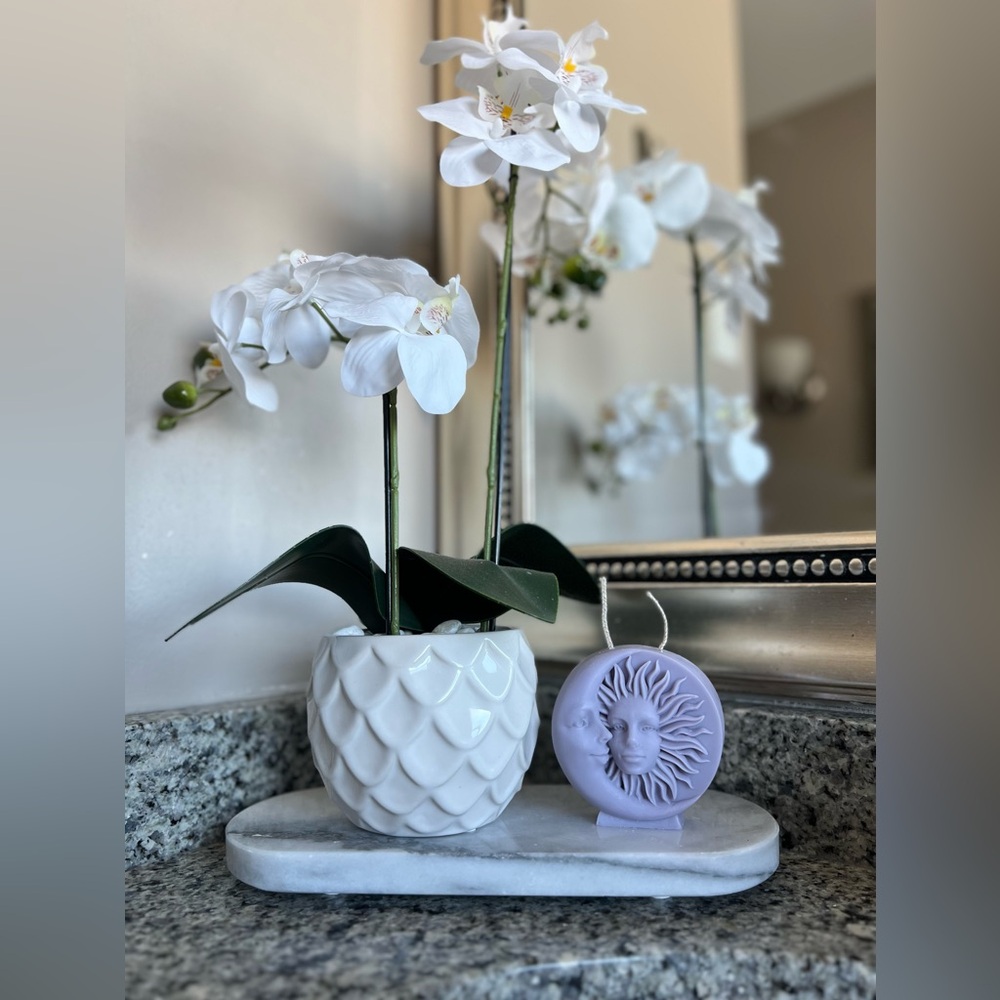 Moon & Sun Candle- Moonflower & Nectar - Picture 1 of 4